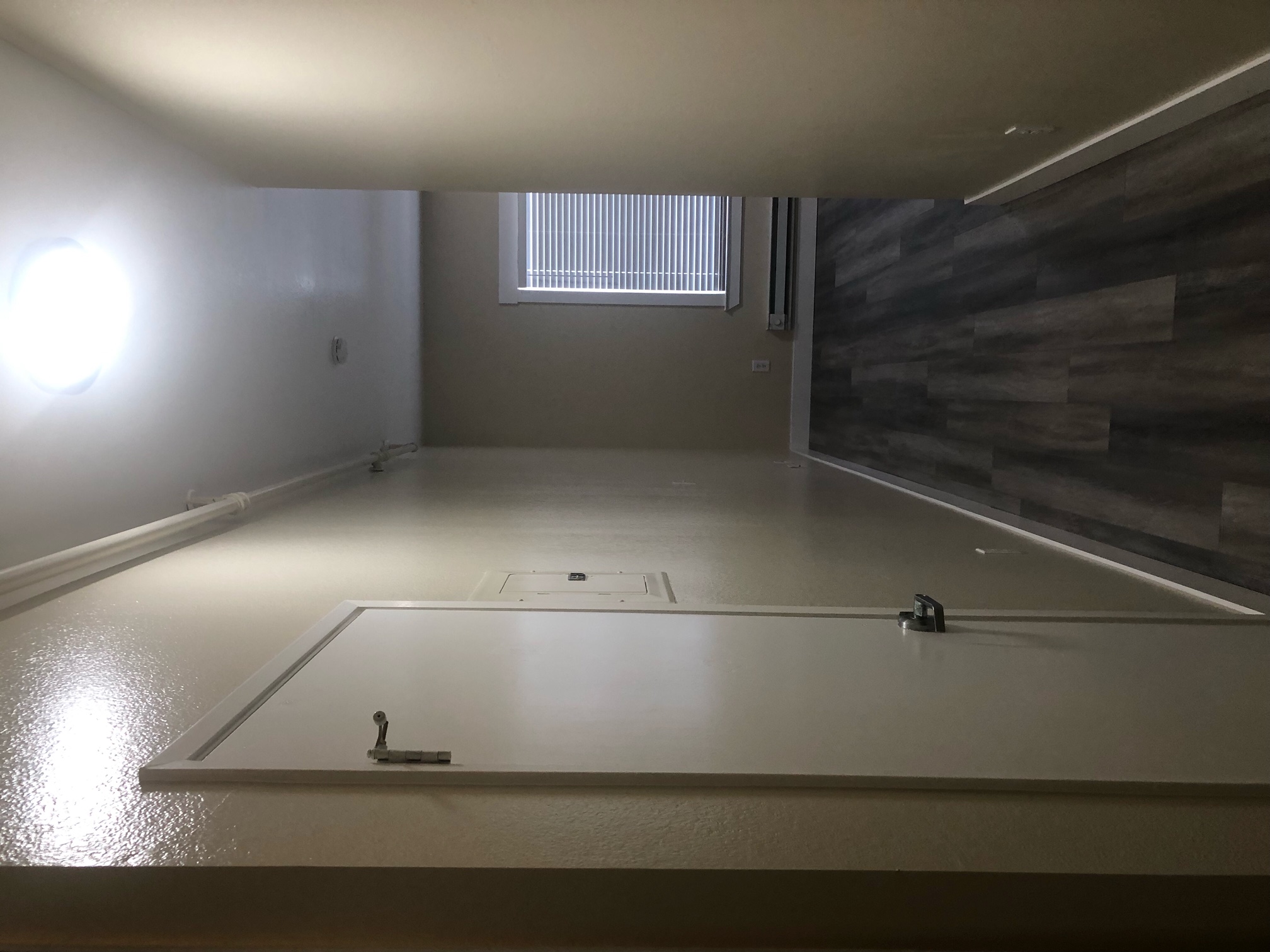 2070 University Ave - Unit 203 Temp from 2057 #15