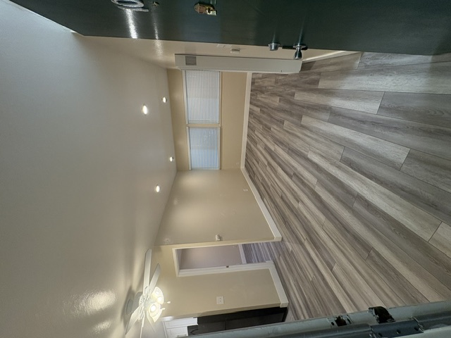 2637 Regent St - 105