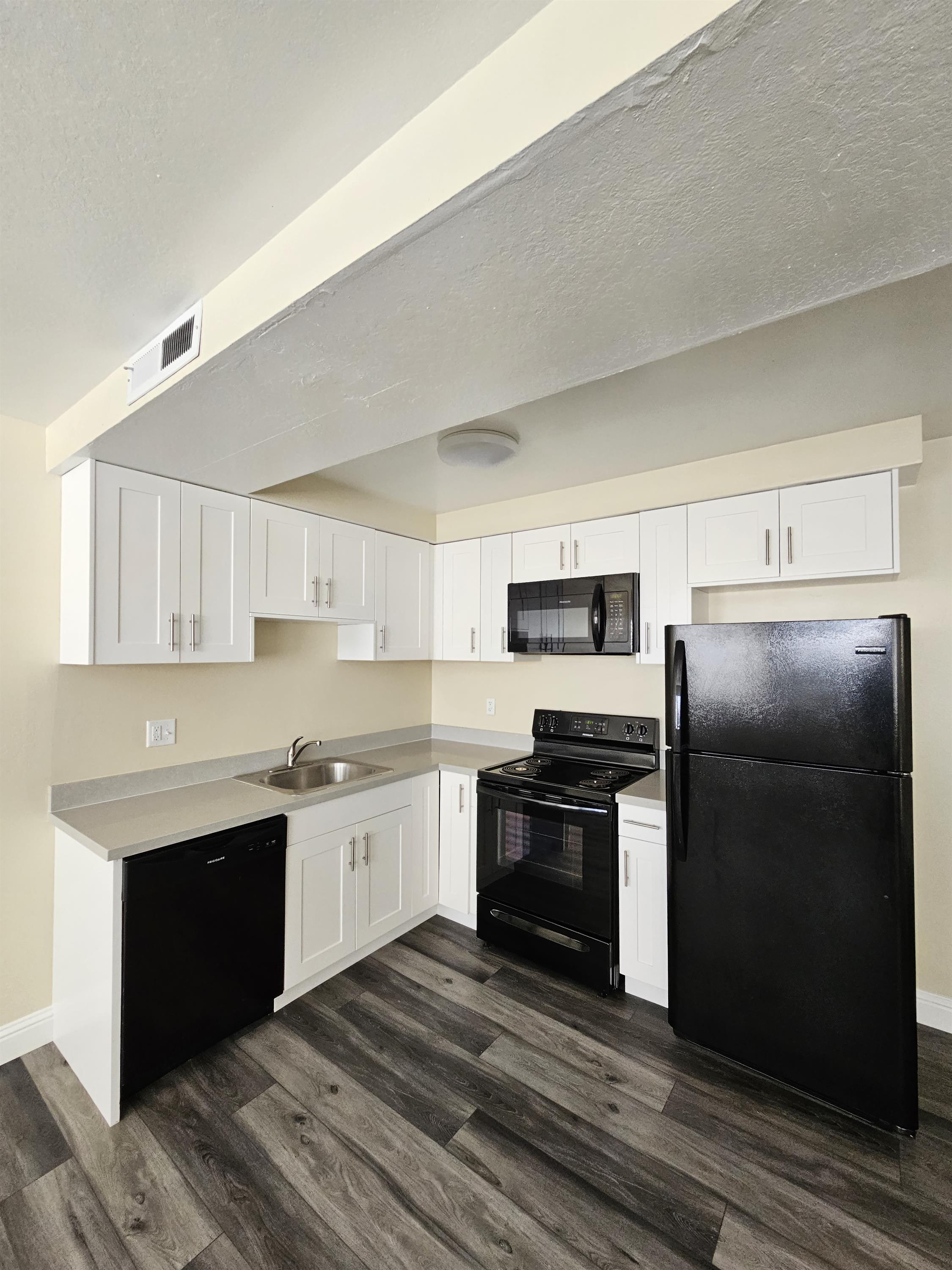 2541 Regent Street - 106