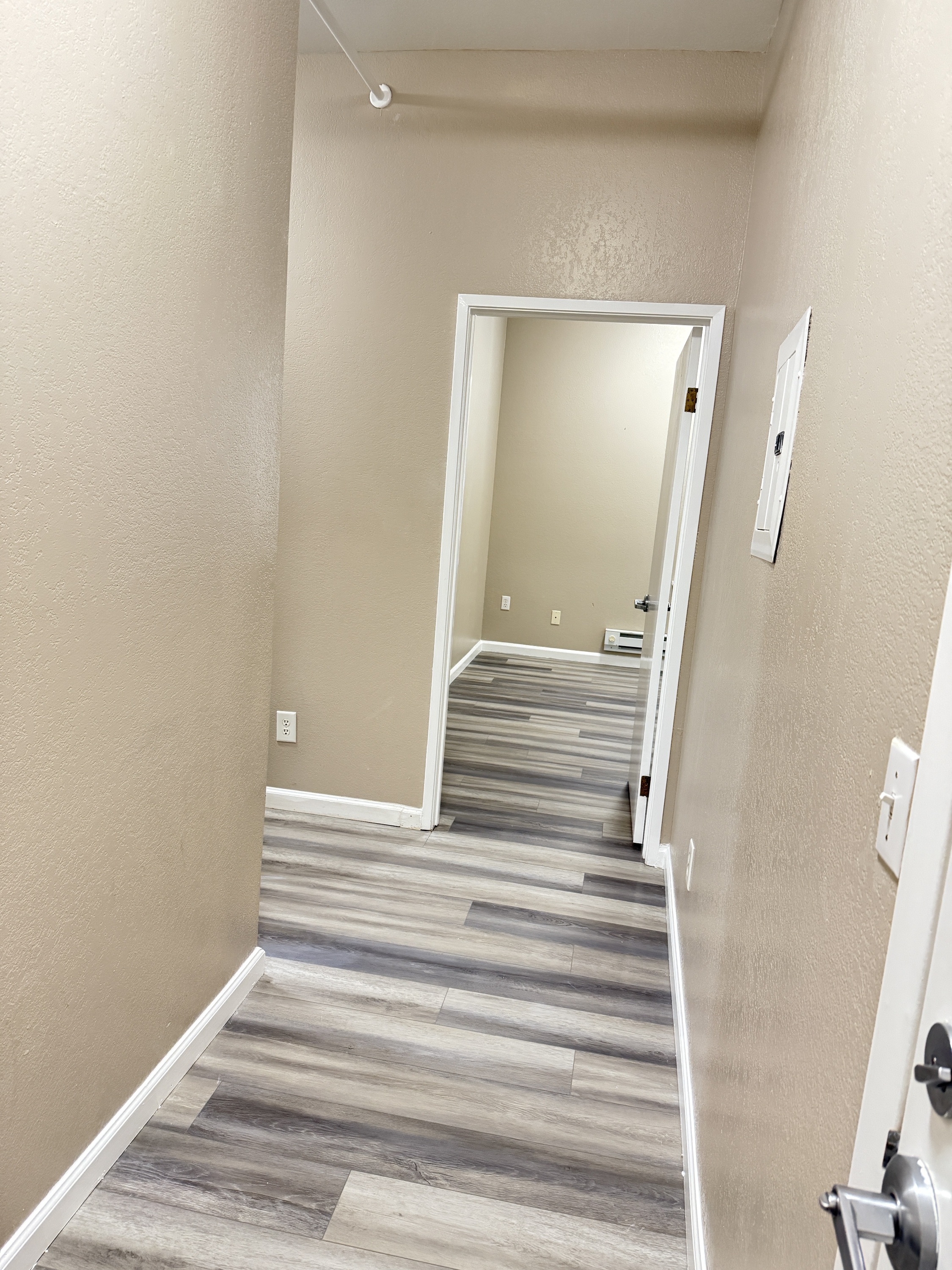 2070 University Ave - Unit 206
