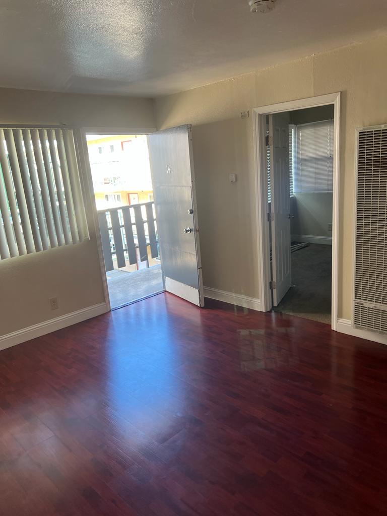 1931 Dwight Way - 14