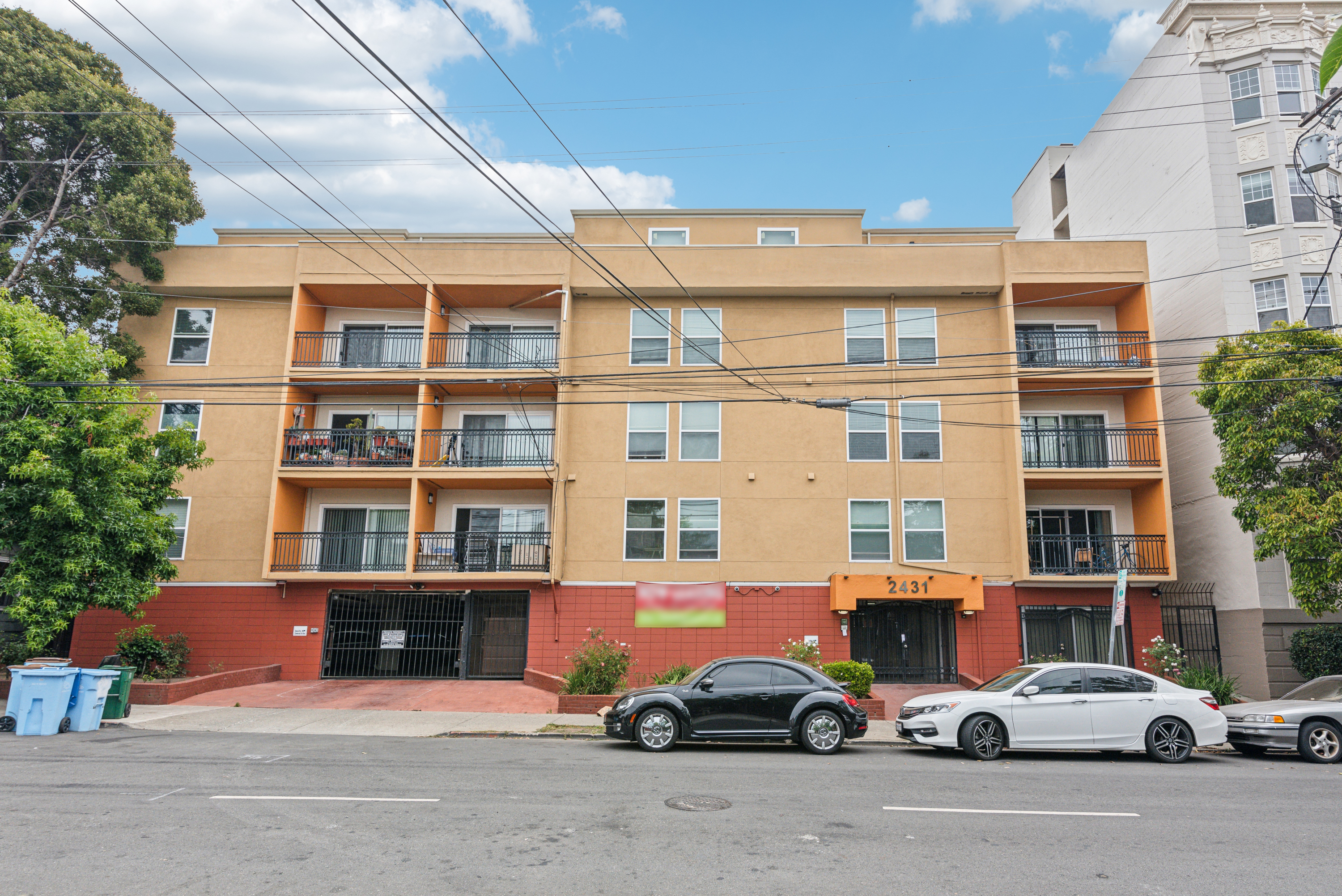 2431 Ellsworth Street, 208