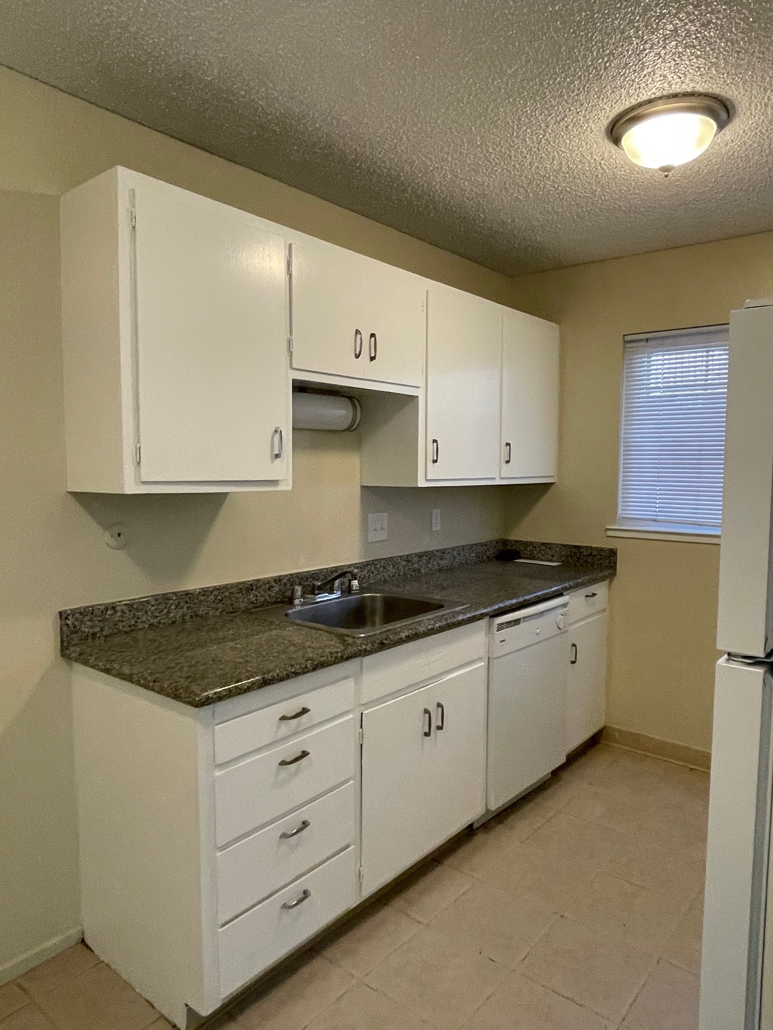 1927 Dwight Way, 202