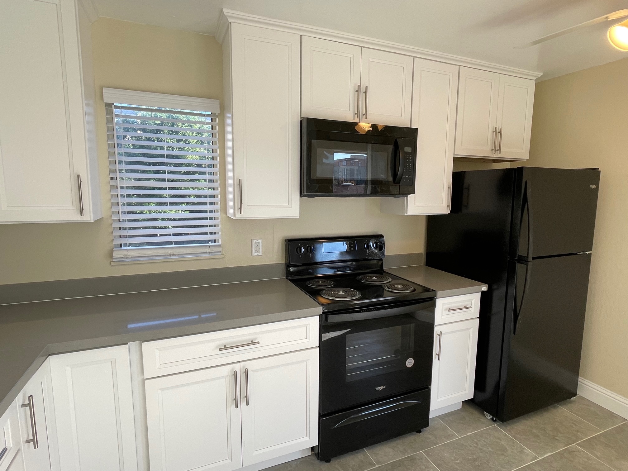 2114 Parker Street, 5